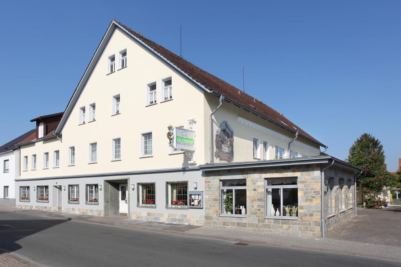 Hotel-Restaurant Saelzerhof Salzkotten Exterior foto