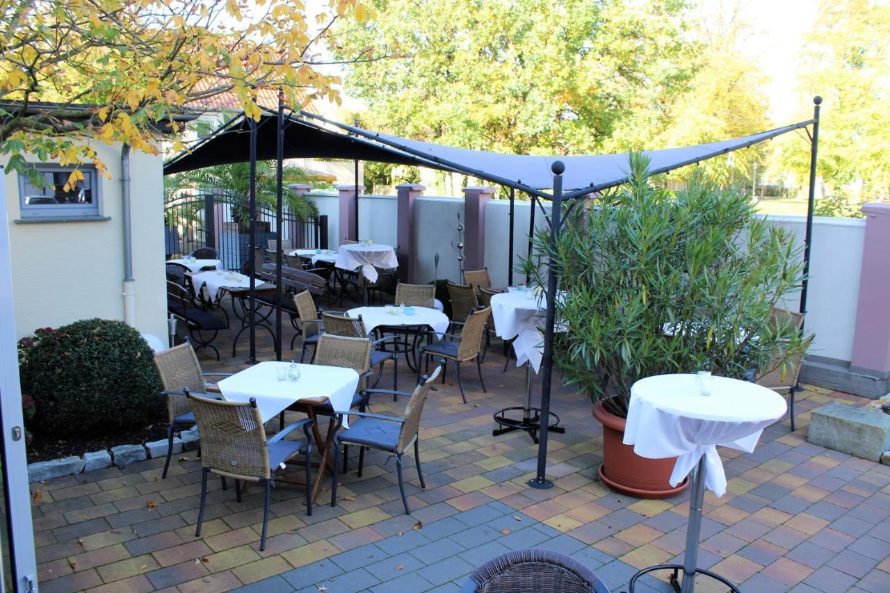 Hotel-Restaurant Saelzerhof Salzkotten Exterior foto